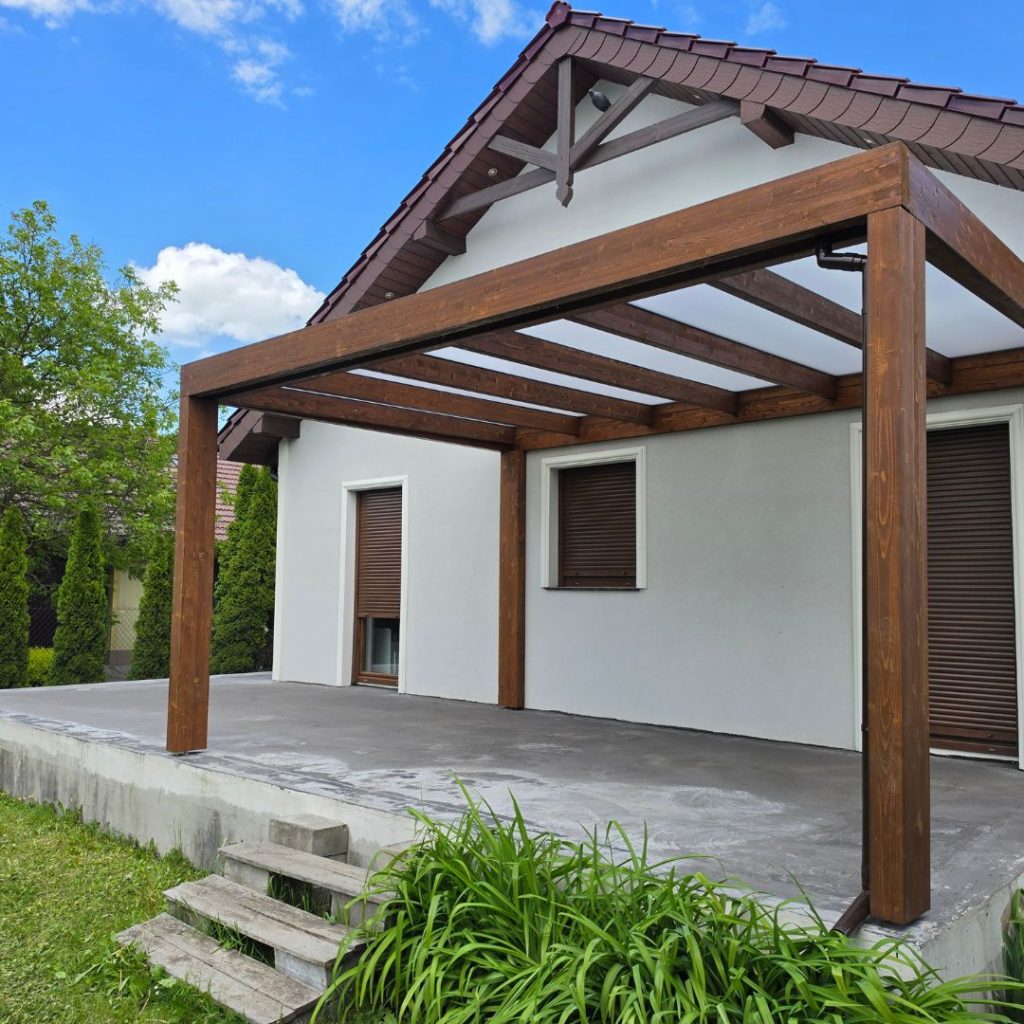 Wooden patio pergola, Lublin, Lublin Voivodeship