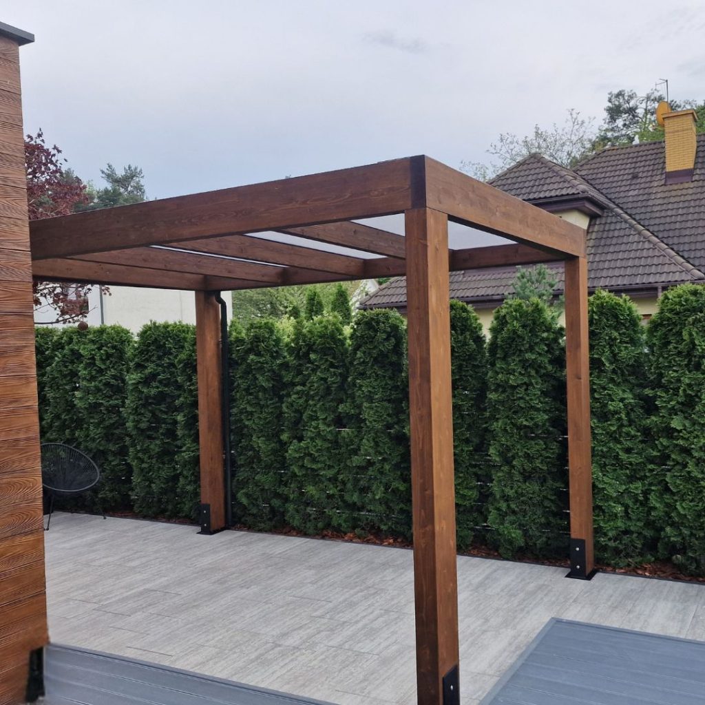 Wooden patio pergola: Lesznowola patio pergola, wooden pergola in the Masovian Voivodeship
