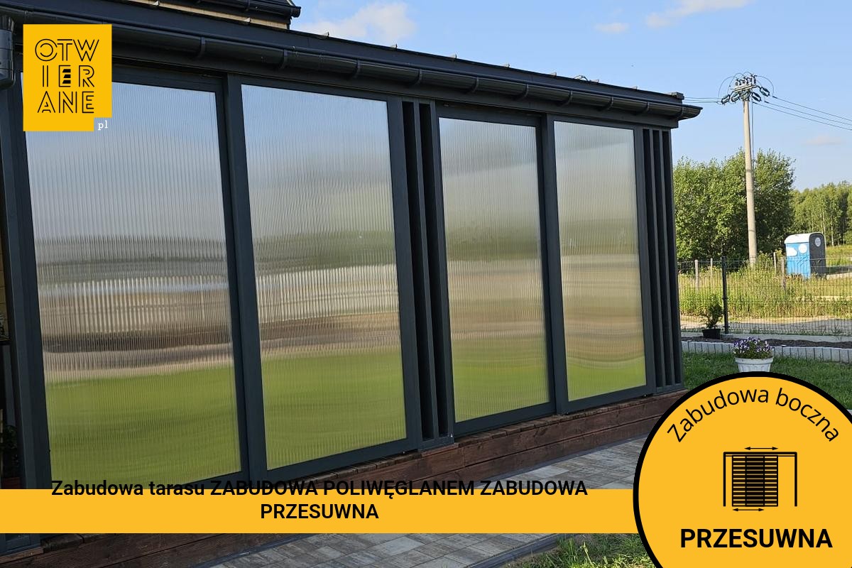 Zabudowa boczna tarasu Cegłów z ramą aluminiową i poliwęglanem komorowym